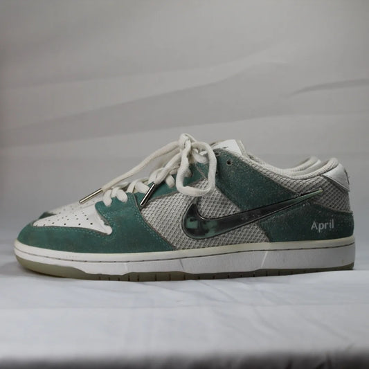 Nike Dunk Low SB x April Skateboards - 6/10